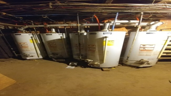 Interior Photo - 496-500 W Main St