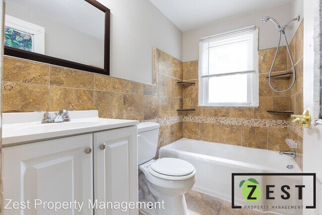 Building Photo - 2 br, 1 bath Apartment - 11238 Glenfield A...