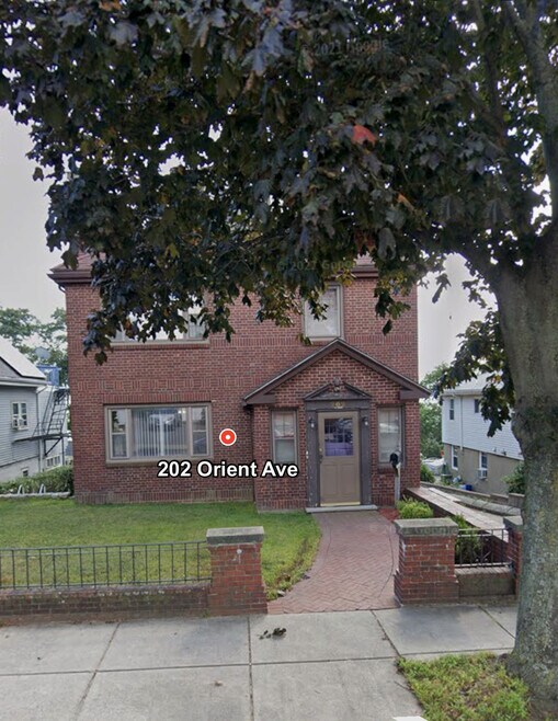 Building Photo - 202 Orient Ave