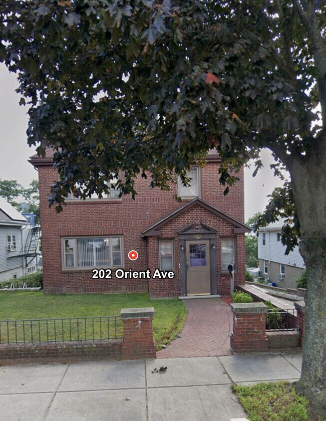 Front of the house. 1st floor! - 202 Orient Ave