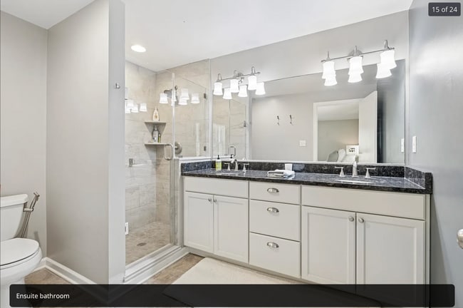 Building Photo - 903 Sulgrave Ln