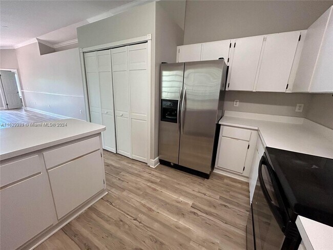 Foto del edificio - 510 NW 108th Ter