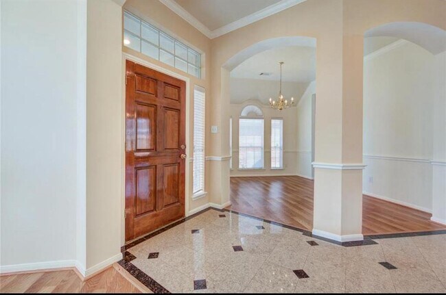 Foto del edificio - 13130 Georgetown Dr