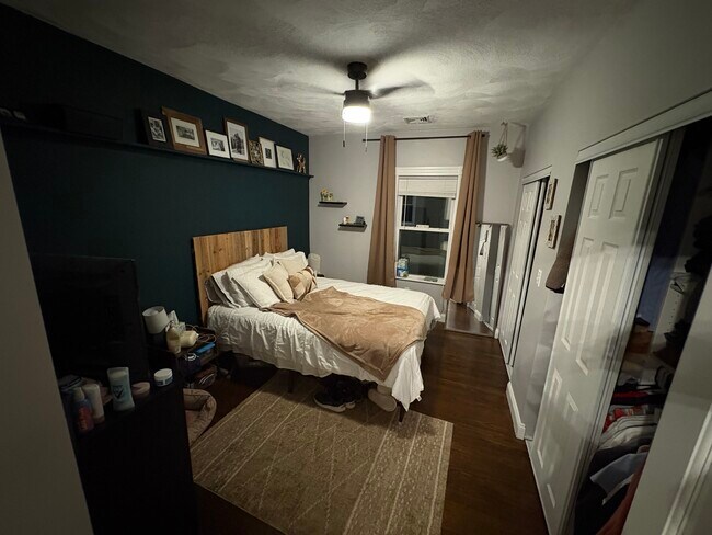 Building Photo - 26 Elder St