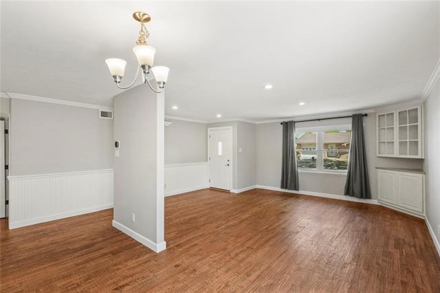 Building Photo - 1637 Dell Oak Dr