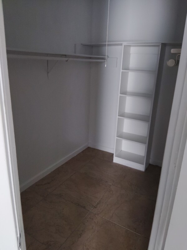 Building Photo - 10110 Forum Park Dr