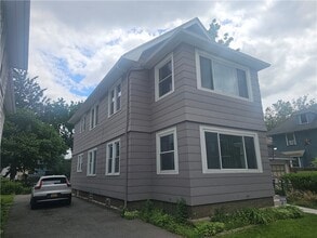 Building Photo - 133 McKinley St