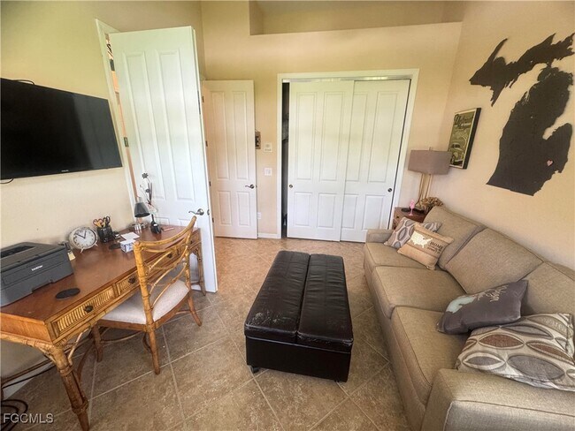 Building Photo - 8661 Mercado Ct