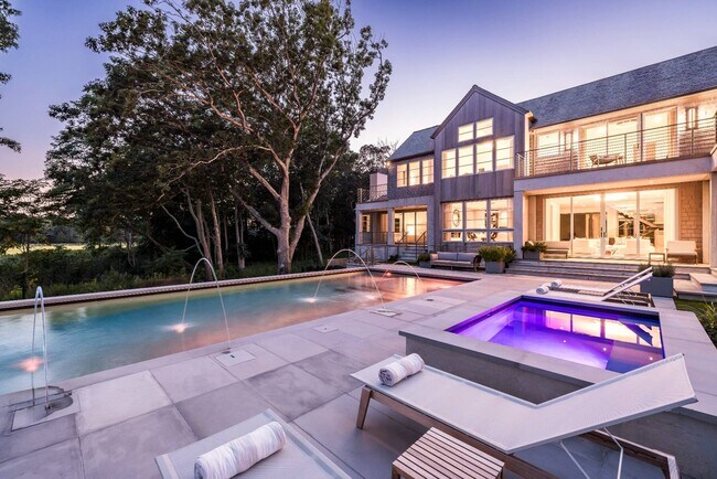 Foto del edificio - 60 Woodland Dr