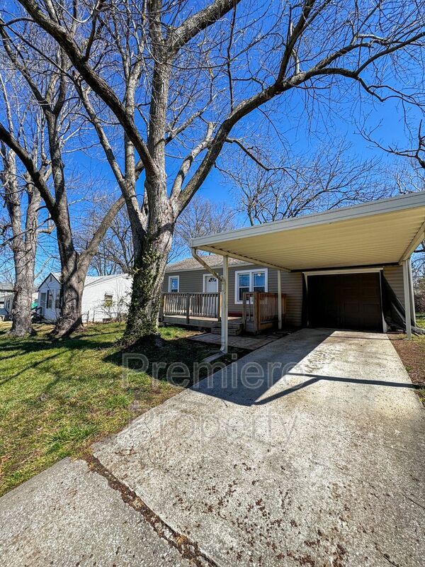 Foto del edificio - 1219 N 51st St