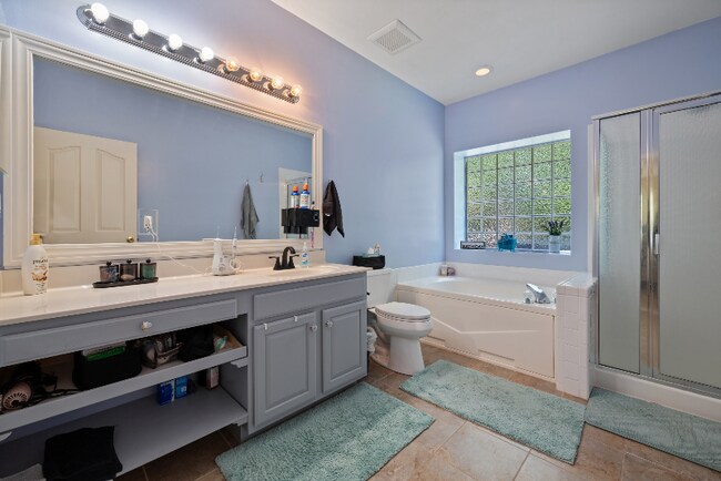 Foto del edificio - 1011 Point Way