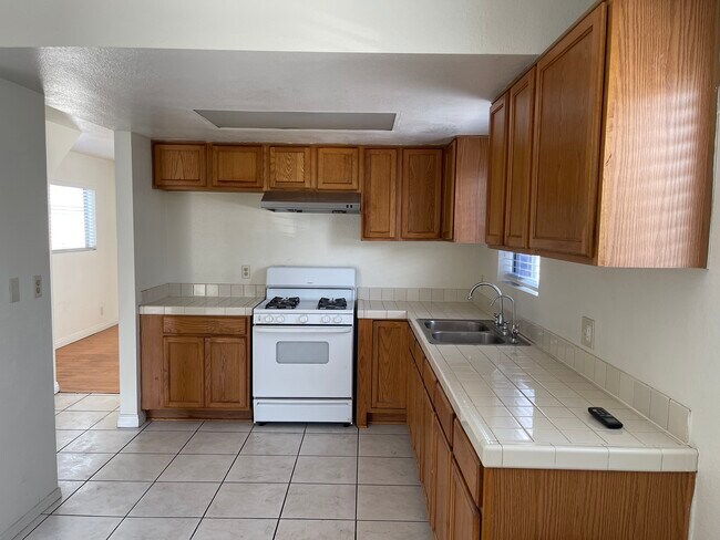 Foto del edificio - 132 W Glendon Way