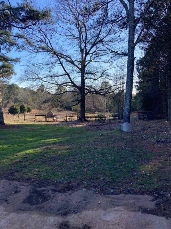 Foto del edificio - 2560 Flat Rock Rd