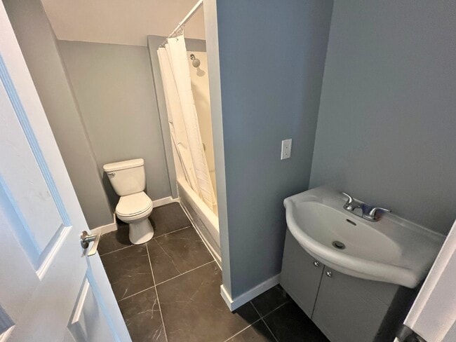 Photo du bâtiment - 129 Colborne St