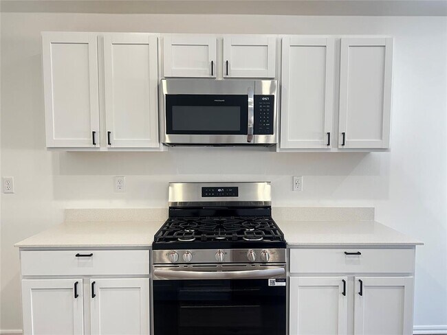 Foto del edificio - 3433 Little Creek Dr