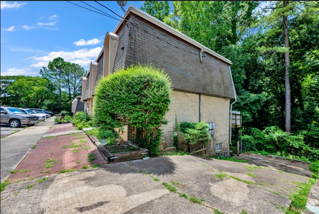 Foto del edificio - 3244 Warringwood Dr