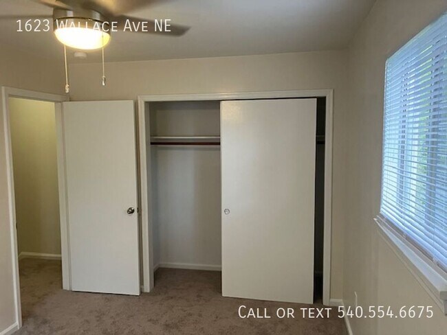 Foto del edificio - 1623 Wallace Ave NE