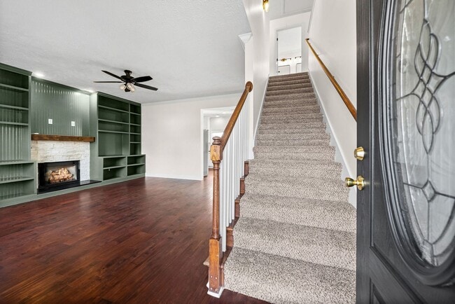 Foto del edificio - Pet Friendly Three Bedroom with Bonus!