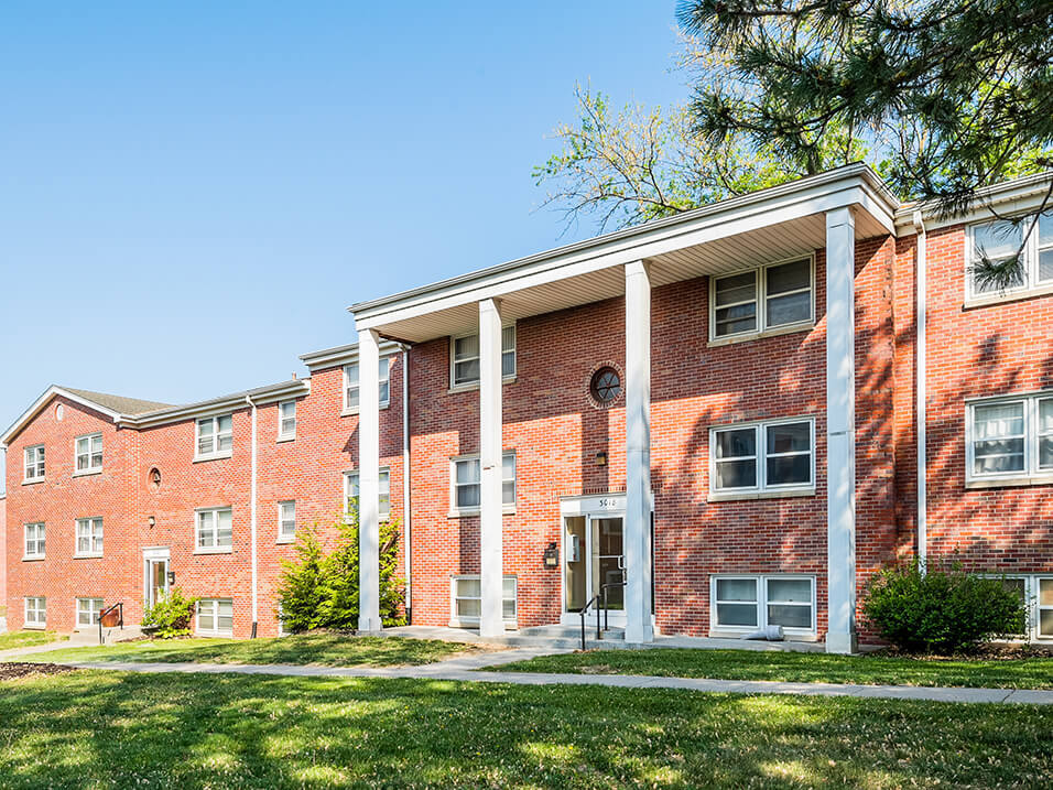 ¡Bienvenido a The Colonials! - The Colonial Apartment Homes