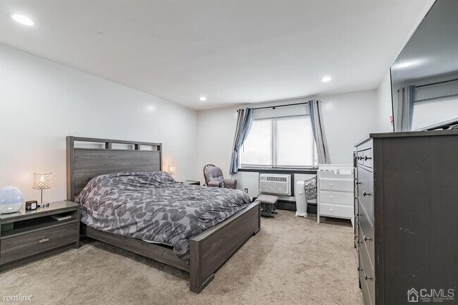 Building Photo - 1 br, 1 bath House - 118 Cricket Ln