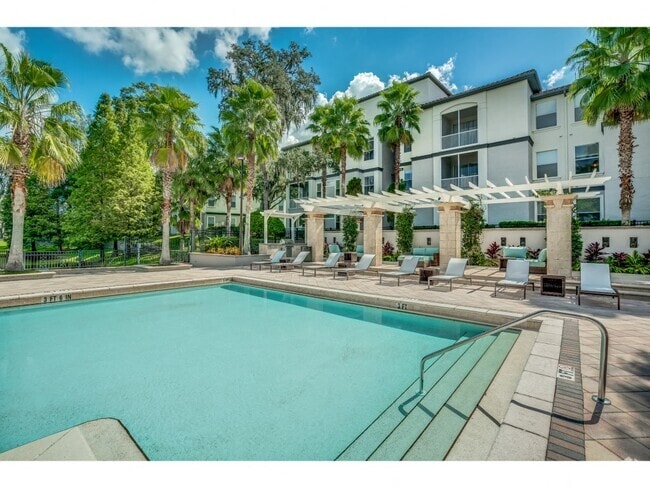 Building Photo - Sanctuary at Highland Oaks