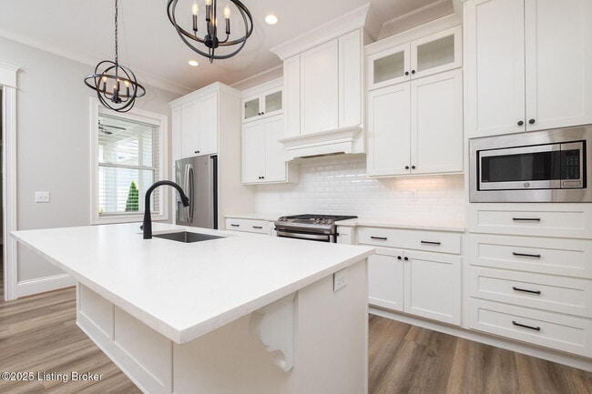 Building Photo - 6224 Mistflower Cir