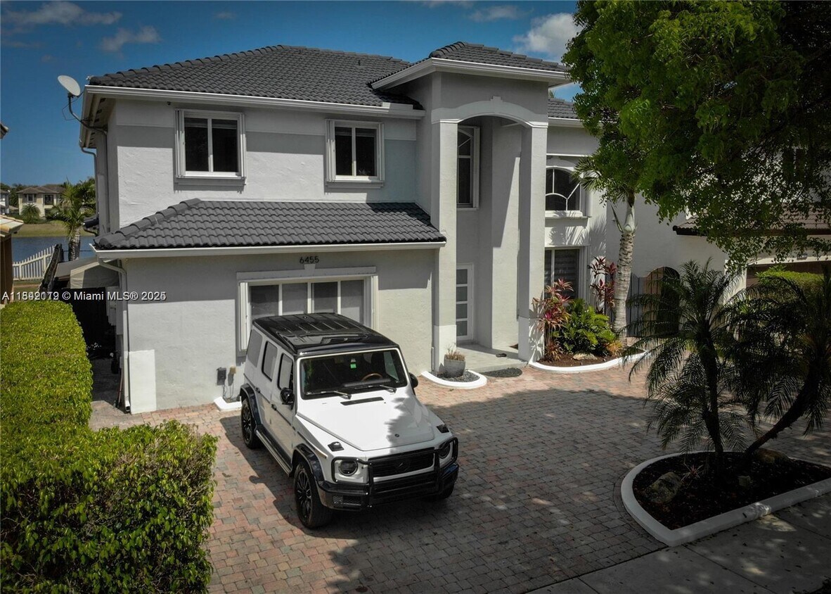 Foto principal - 6455 SW 158th Pass