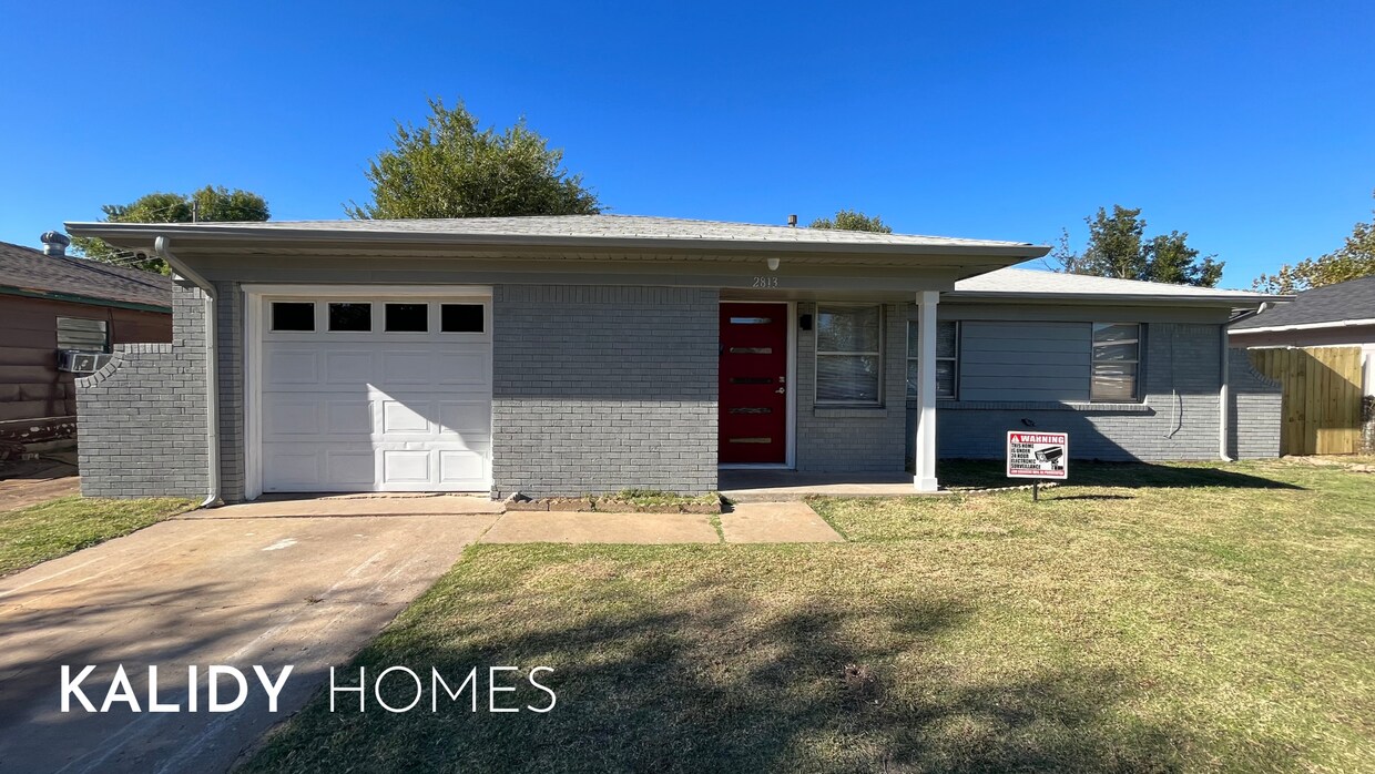 Foto principal - 2813 SW 62nd St