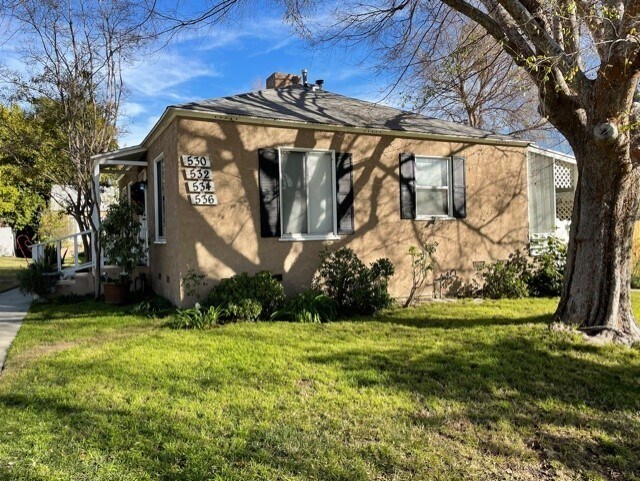 Foto del edificio - 532 N Rosemary Ln
