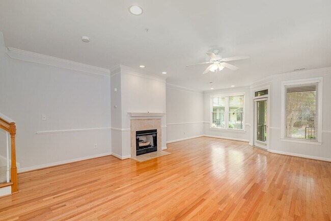 Building Photo - Charming Condo in Desirable Presque Isle C...