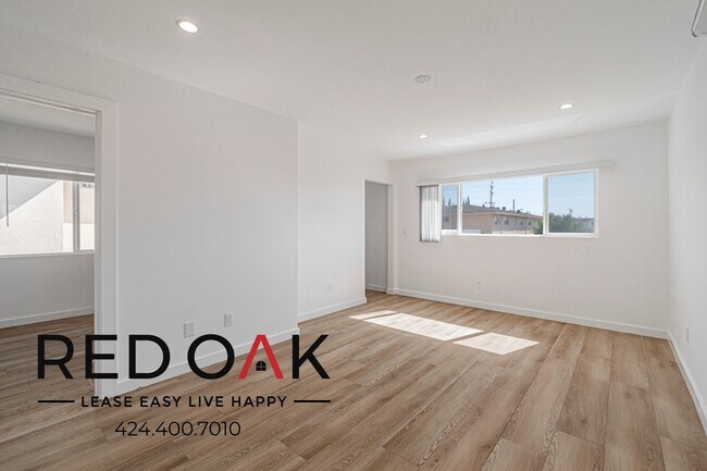 Building Photo - 228 Stepney St