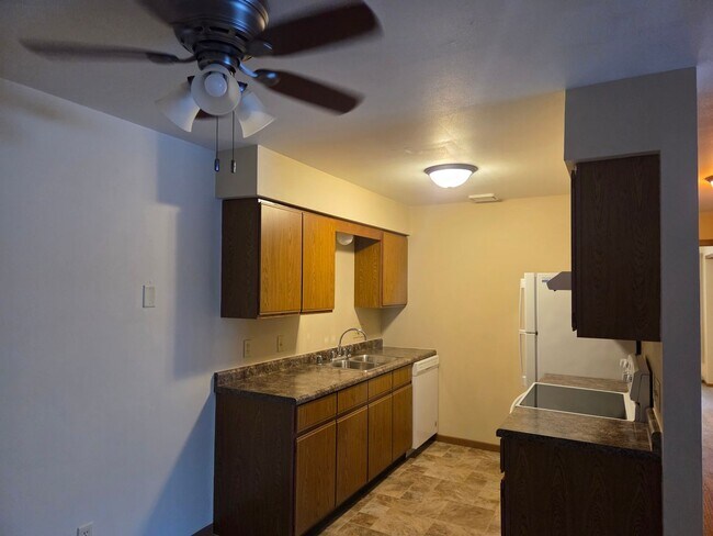 Foto del edificio - 1925 Sylvan Way