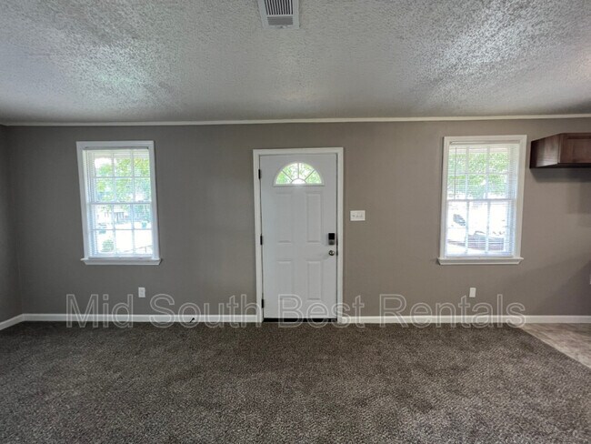 Foto del edificio - 1976 Martin Cir