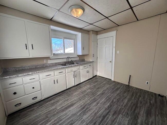 Foto del edificio - 124 Beard-N