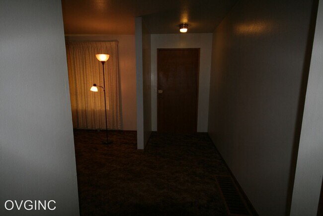 Building Photo - 1 br, 1 bath House - 614 11th ave SE, unit A
