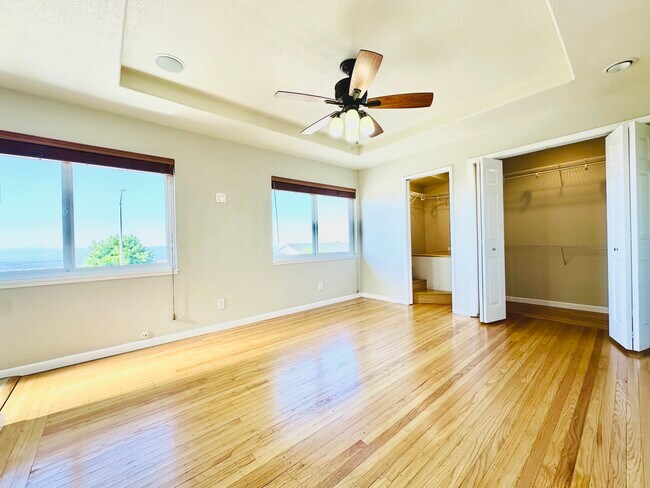 Foto del edificio - 166 Rishell Drive