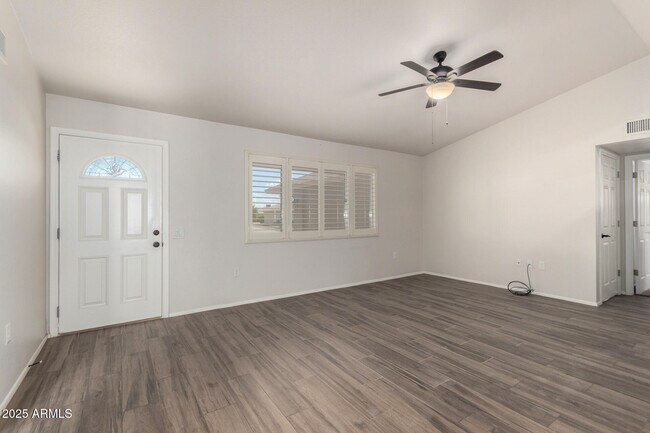 Building Photo - 12618 W Bonanza Dr