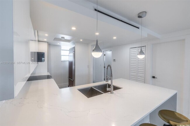 Foto del edificio - 2903 N Miami Beach Blvd