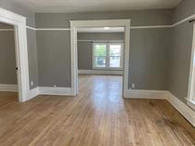 Foto del edificio - 318 Broad St