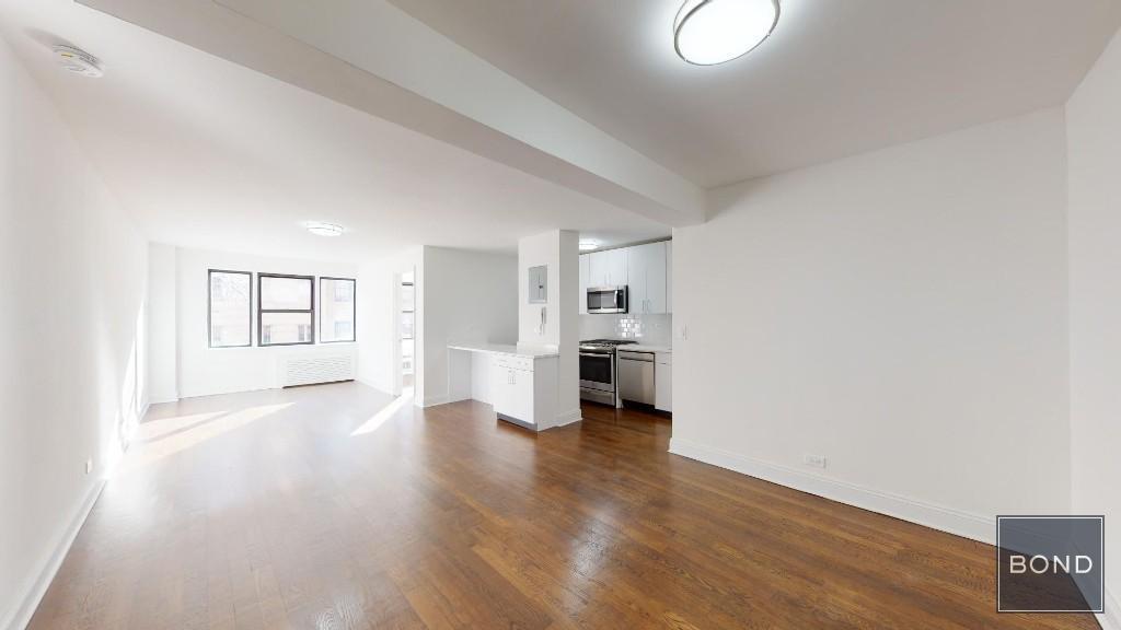 Primary Photo - 20 Beekman Pl