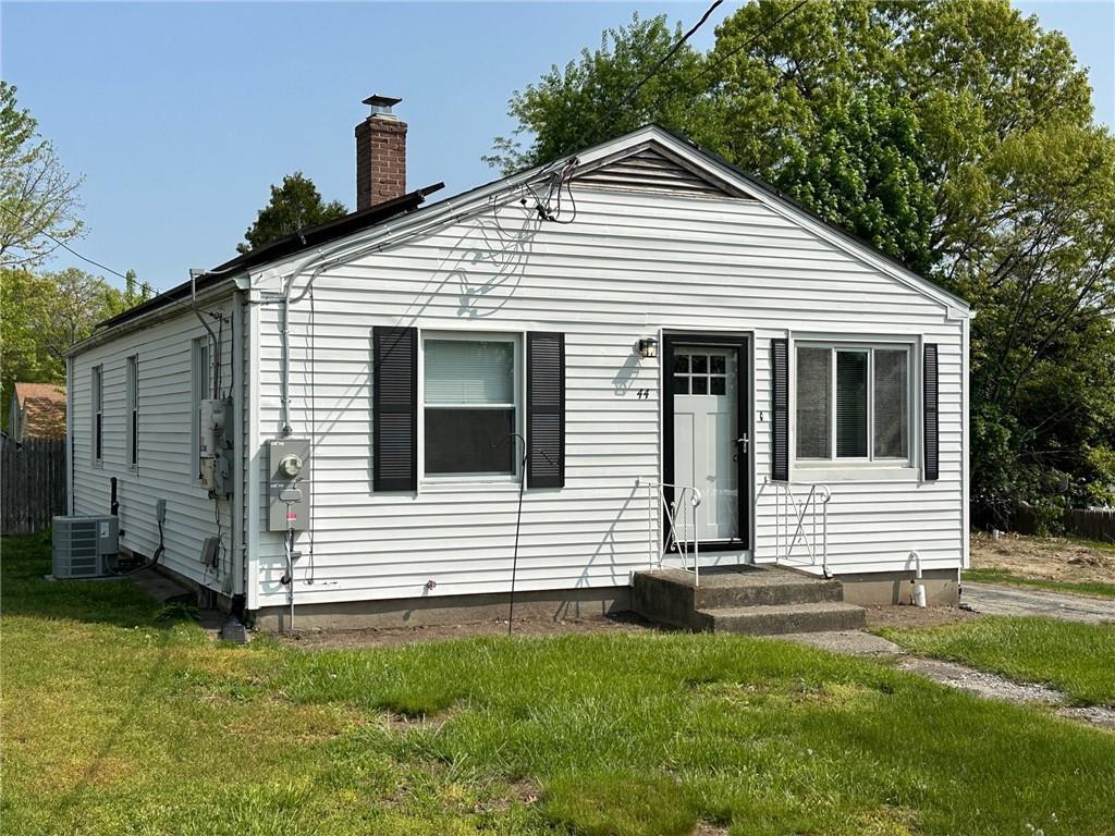 Primary Photo - 44 Rosemont Ave