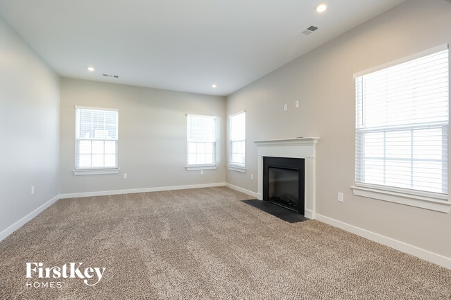 Foto del edificio - 2932 Leatherwood Dr