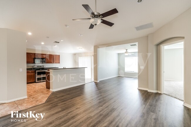 Foto del edificio - 6810 Eagle Ridge Loop