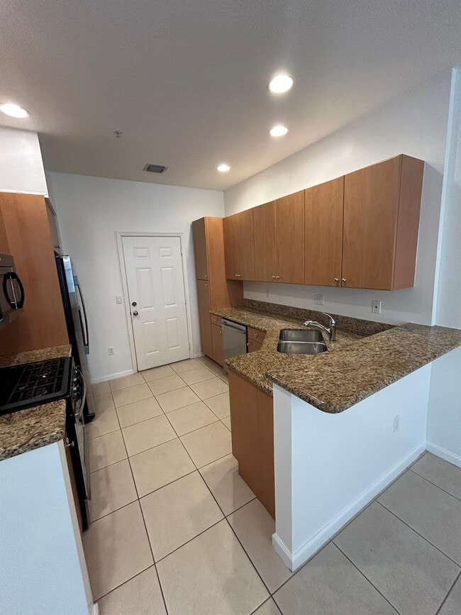 Foto del edificio - 12620 NW 32nd Ct