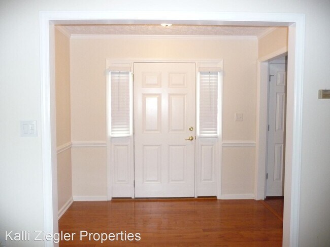 Building Photo - 3 br, 2 bath House - 5712 Spreading Branch