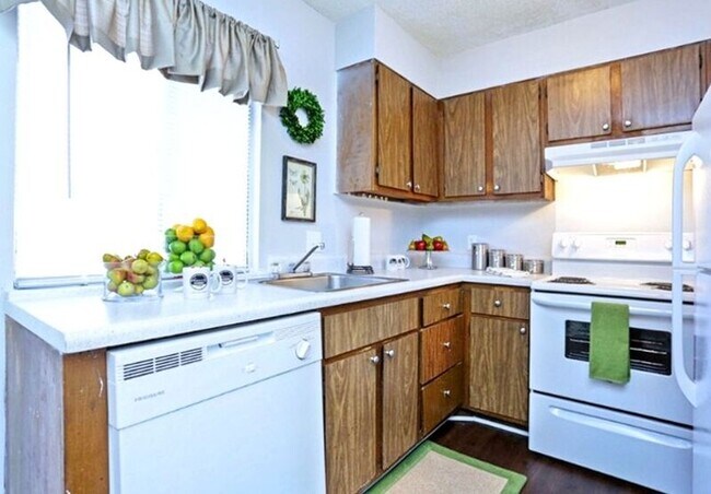 Building Photo - 4809 Park Towne Way