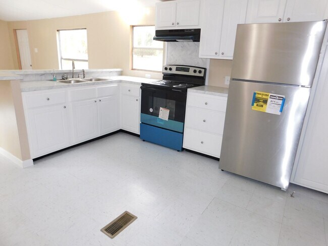 Foto del edificio - 10631 Bostic Rd