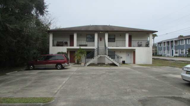 Building Photo - 1990 Wuesthoff St