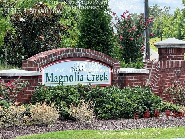 Photo - 1313 Bent Willow Dr House