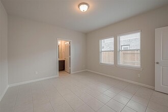 Building Photo - 31139 Mahogany Fir Trl